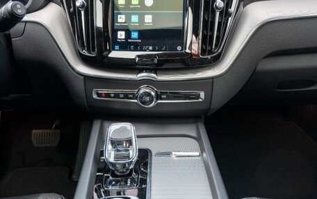 Volvo XC60 II, 2022 год, 6 100 000 рублей, 7 фотография