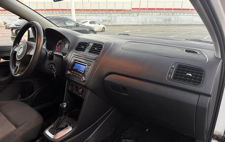 Volkswagen Polo VI (EU Market), 2011 год, 6 фотография