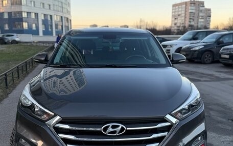 Hyundai Tucson III, 2016 год, 1 900 000 рублей, 1 фотография