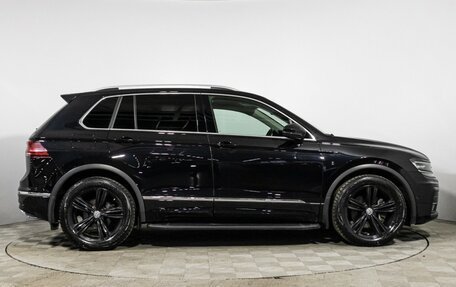 Volkswagen Tiguan II, 2018 год, 2 650 000 рублей, 4 фотография