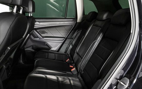 Volkswagen Tiguan II, 2018 год, 2 650 000 рублей, 10 фотография