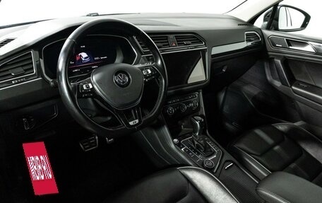 Volkswagen Tiguan II, 2018 год, 2 650 000 рублей, 11 фотография