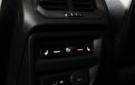 Volkswagen Tiguan II, 2018 год, 2 650 000 рублей, 24 фотография