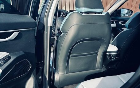 Geely Emgrand, 2023 год, 2 085 000 рублей, 11 фотография