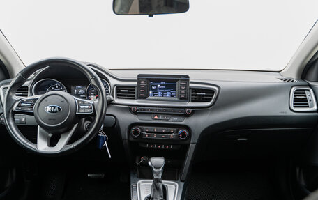 KIA cee'd III, 2019 год, 12 фотография