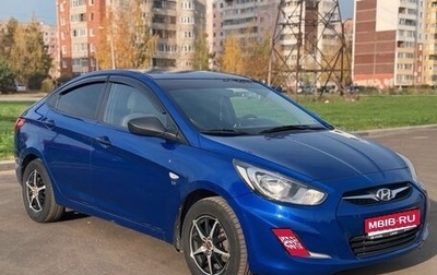 Hyundai Solaris II рестайлинг, 2013 год, 900 000 рублей, 1 фотография