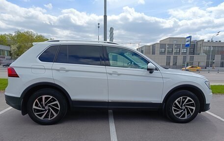 Volkswagen Tiguan II, 2018 год, 2 650 000 рублей, 18 фотография