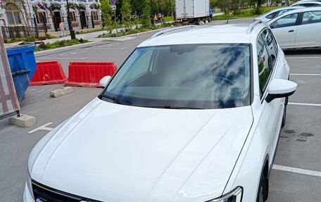 Volkswagen Tiguan II, 2018 год, 2 650 000 рублей, 25 фотография