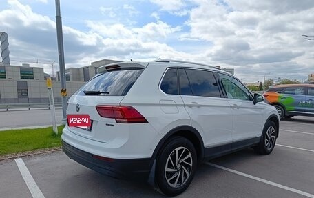 Volkswagen Tiguan II, 2018 год, 2 650 000 рублей, 19 фотография