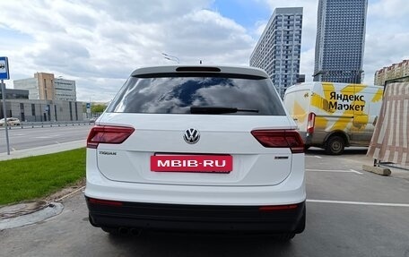 Volkswagen Tiguan II, 2018 год, 2 650 000 рублей, 20 фотография