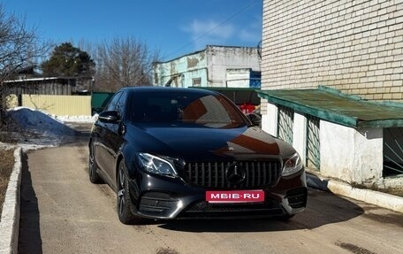 Mercedes-Benz E-Класс, 2016 год, 3 150 000 рублей, 1 фотография