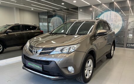Toyota RAV4, 2014 год, 1 755 000 рублей, 1 фотография