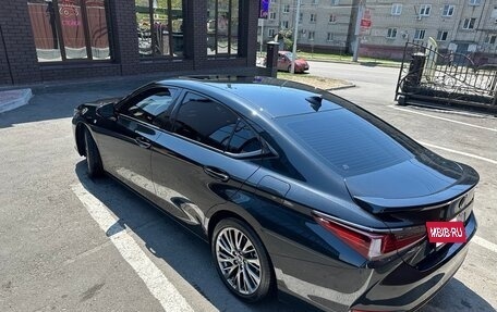 Lexus ES VII, 2021 год, 4 900 000 рублей, 2 фотография