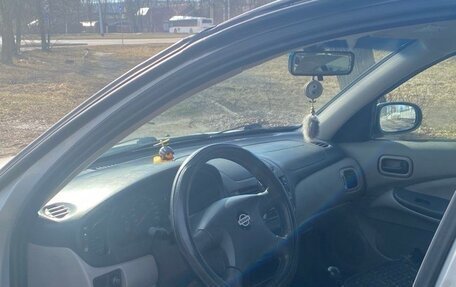 Nissan Almera, 2001 год, 175 000 рублей, 2 фотография
