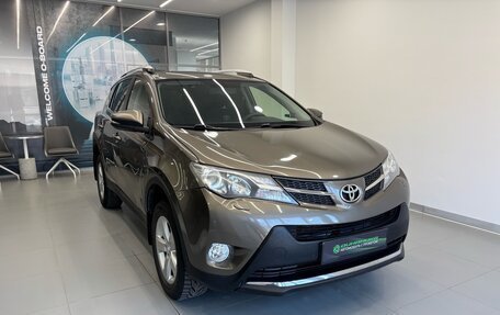 Toyota RAV4, 2014 год, 1 755 000 рублей, 3 фотография