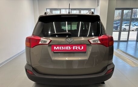 Toyota RAV4, 2014 год, 1 755 000 рублей, 5 фотография
