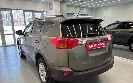 Toyota RAV4, 2014 год, 1 755 000 рублей, 6 фотография