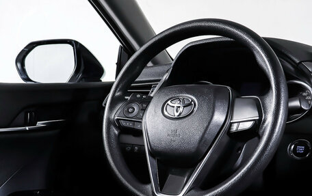 Toyota Camry, 2021 год, 2 849 000 рублей, 17 фотография