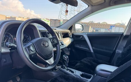Toyota RAV4, 2018 год, 2 450 000 рублей, 5 фотография