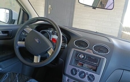 Ford Focus II рестайлинг, 2009 год, 520 000 рублей, 4 фотография