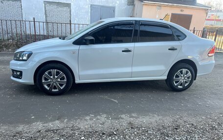 Volkswagen Polo VI (EU Market), 2018 год, 885 000 рублей, 4 фотография