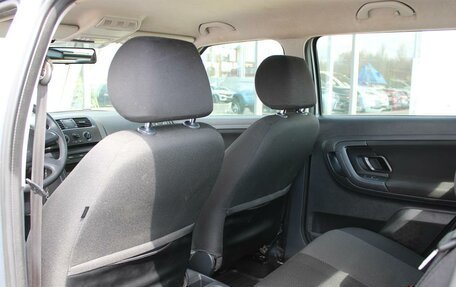 Skoda Fabia II, 2013 год, 596 000 рублей, 24 фотография
