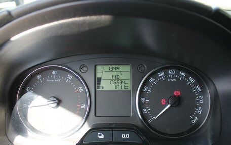 Skoda Fabia II, 2013 год, 596 000 рублей, 14 фотография