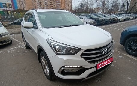 Hyundai Santa Fe III рестайлинг, 2017 год, 2 600 000 рублей, 1 фотография