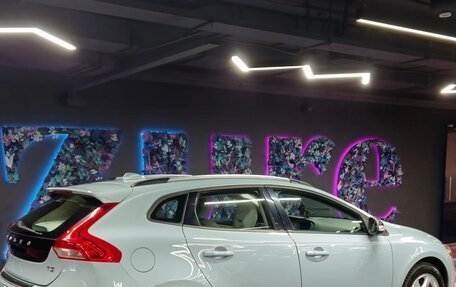 Volvo V40 Cross Country I, 2018 год, 2 150 000 рублей, 10 фотография