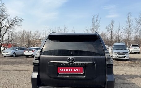 Toyota Land Cruiser Prado 150 рестайлинг 2, 2021 год, 7 500 000 рублей, 5 фотография