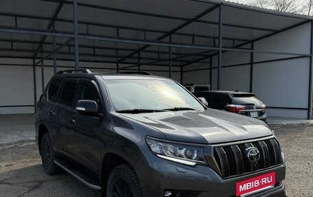 Toyota Land Cruiser Prado 150 рестайлинг 2, 2021 год, 7 500 000 рублей, 3 фотография