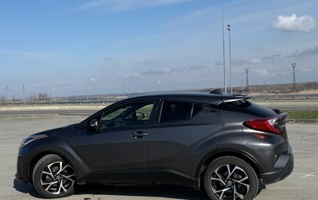 Toyota C-HR I рестайлинг, 2021 год, 2 650 000 рублей, 4 фотография