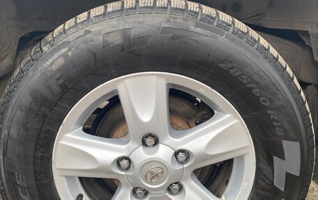 Toyota Land Cruiser 200, 2011 год, 2 899 000 рублей, 7 фотография