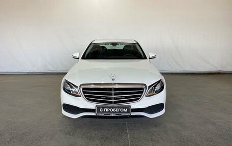 Mercedes-Benz E-Класс, 2018 год, 3 397 000 рублей, 2 фотография