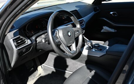 BMW 3 серия, 2019 год, 3 610 000 рублей, 22 фотография