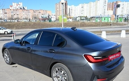 BMW 3 серия, 2019 год, 3 610 000 рублей, 11 фотография