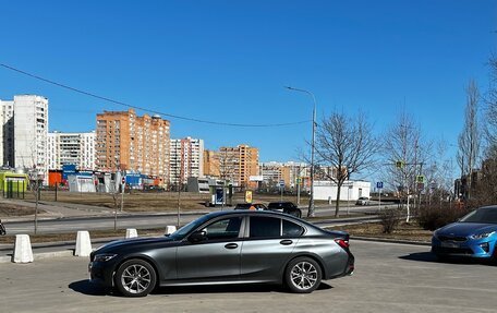 BMW 3 серия, 2019 год, 3 610 000 рублей, 24 фотография