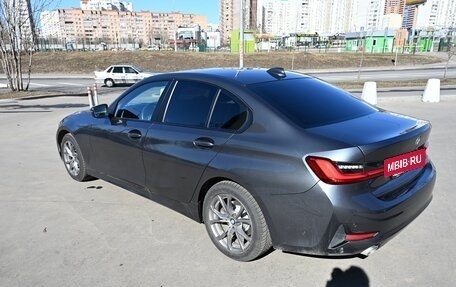 BMW 3 серия, 2019 год, 3 610 000 рублей, 12 фотография
