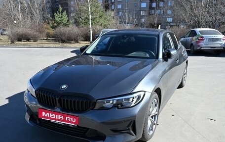 BMW 3 серия, 2019 год, 3 610 000 рублей, 26 фотография