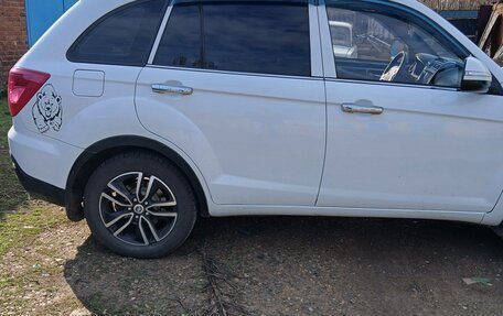 Lifan X60 I рестайлинг, 2017 год, 910 000 рублей, 11 фотография