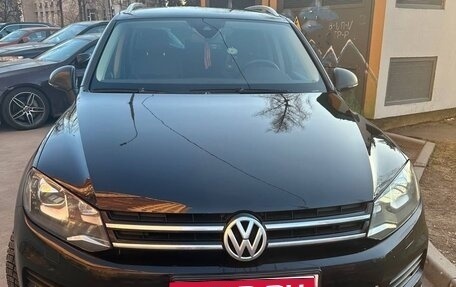 Volkswagen Touareg III, 2013 год, 2 299 999 рублей, 1 фотография