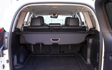 Toyota Land Cruiser Prado 150 рестайлинг 2, 2018 год, 4 680 000 рублей, 23 фотография