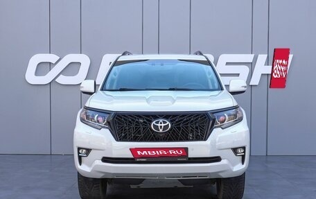 Toyota Land Cruiser Prado 150 рестайлинг 2, 2018 год, 4 680 000 рублей, 3 фотография