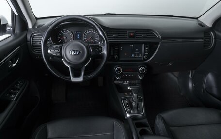 KIA Rio IV, 2018 год, 1 599 000 рублей, 6 фотография