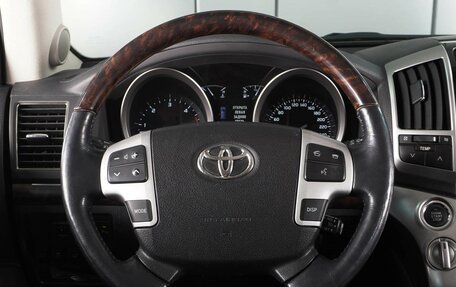 Toyota Land Cruiser 200, 2013 год, 4 799 000 рублей, 12 фотография