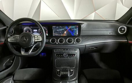Mercedes-Benz E-Класс, 2019 год, 3 685 000 рублей, 10 фотография