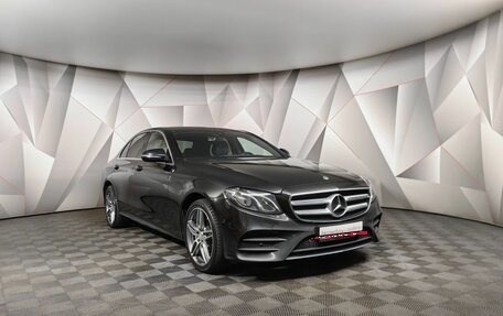 Mercedes-Benz E-Класс, 2019 год, 3 685 000 рублей, 3 фотография