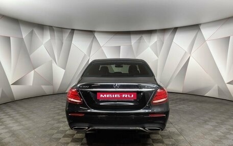 Mercedes-Benz E-Класс, 2019 год, 3 685 000 рублей, 8 фотография