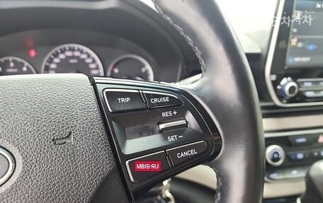 Hyundai Grand Starex Grand Starex I рестайлинг 2, 2019 год, 3 850 000 рублей, 8 фотография