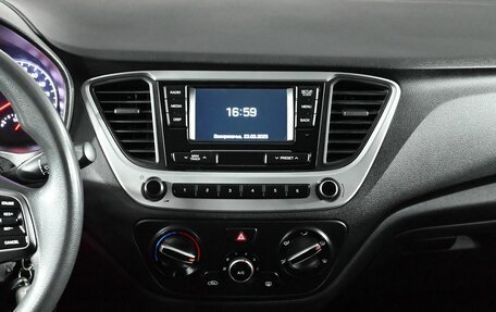 Hyundai Solaris II рестайлинг, 2017 год, 1 500 000 рублей, 16 фотография